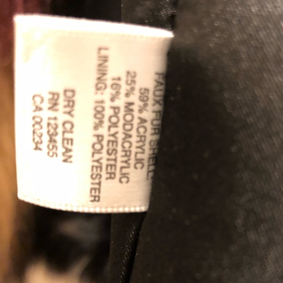 NWOT Design Lab Lord & Taylor Faux Fur Vest (XS) - Picture 5 of 6